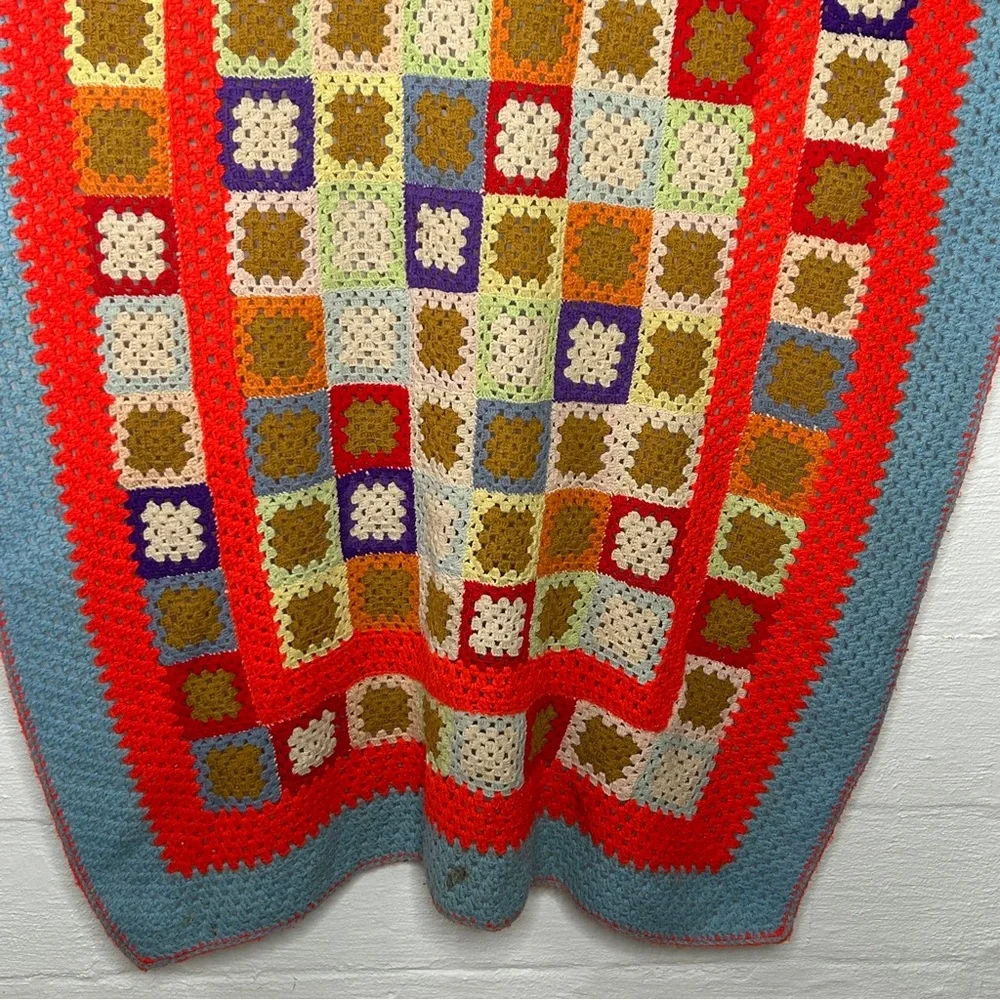 Vintage Colorful Granny Square Crochet Afghan Throw Blanket Multicolor 67 x 42